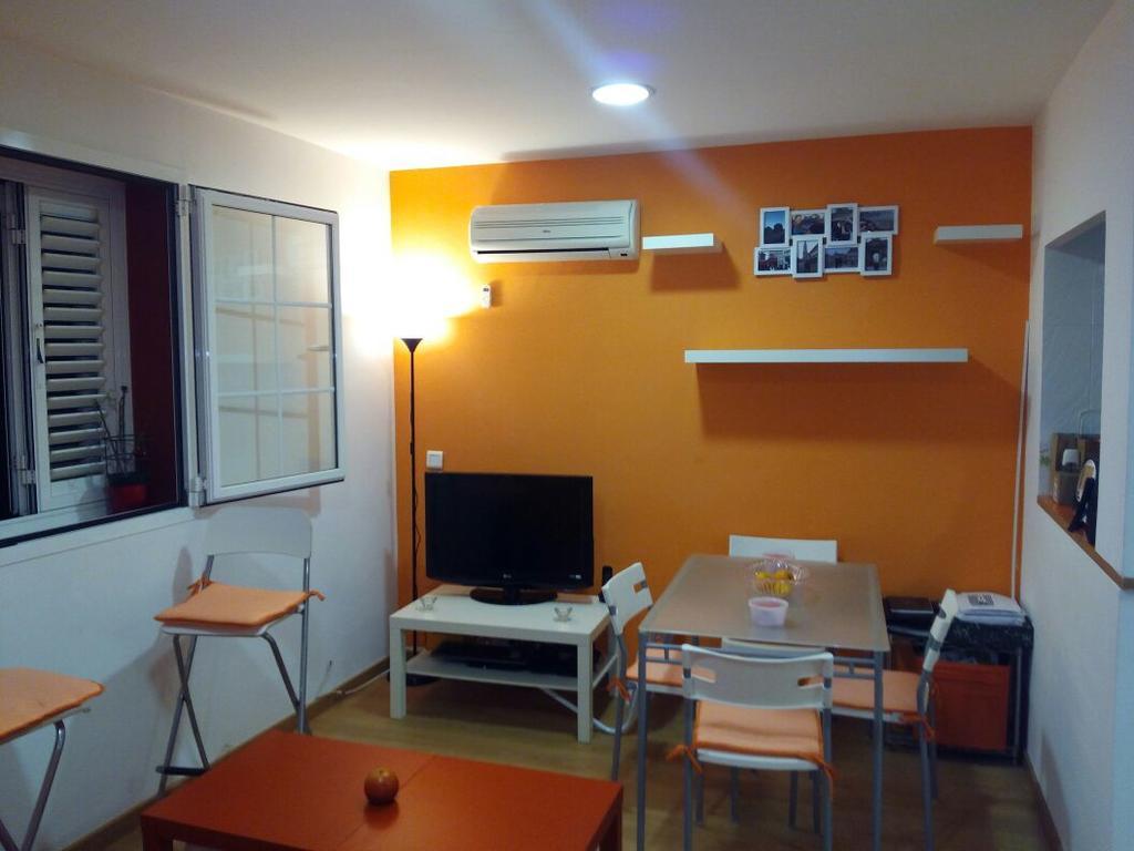 Apartamentos Bahia De Huelin Малага Экстерьер фото